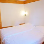 Le Bristol C54 By Interhome *