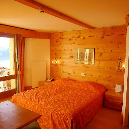 Apartament Le Bristol C54 By Interhome