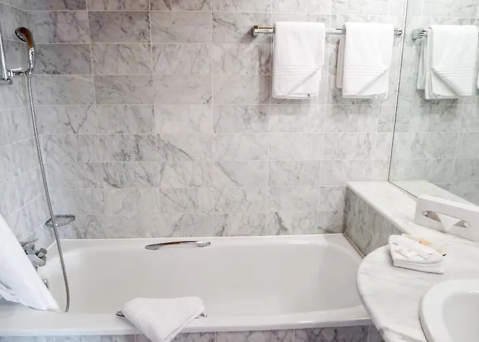 Le Bristol C54 By Interhome *